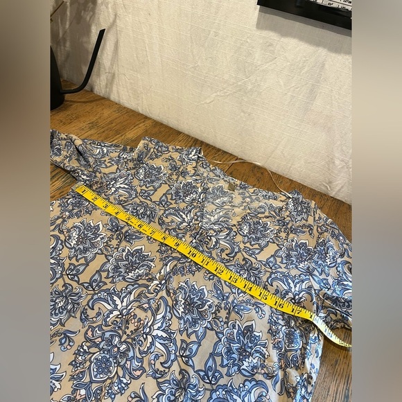 🩵 SoyaConcept Long Sleeve Floral Blouse – Size M – Blue & Beige Pattern🩵 - Picture 4 of 9